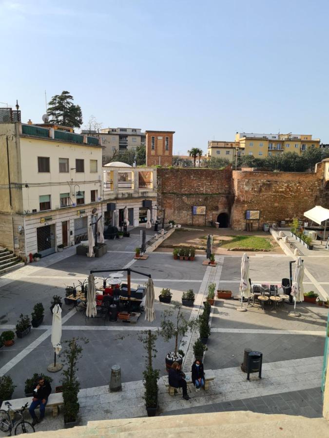 Appartamento Luminosissimo In Pieno Centro โกรเซตโต ภายนอก รูปภาพ